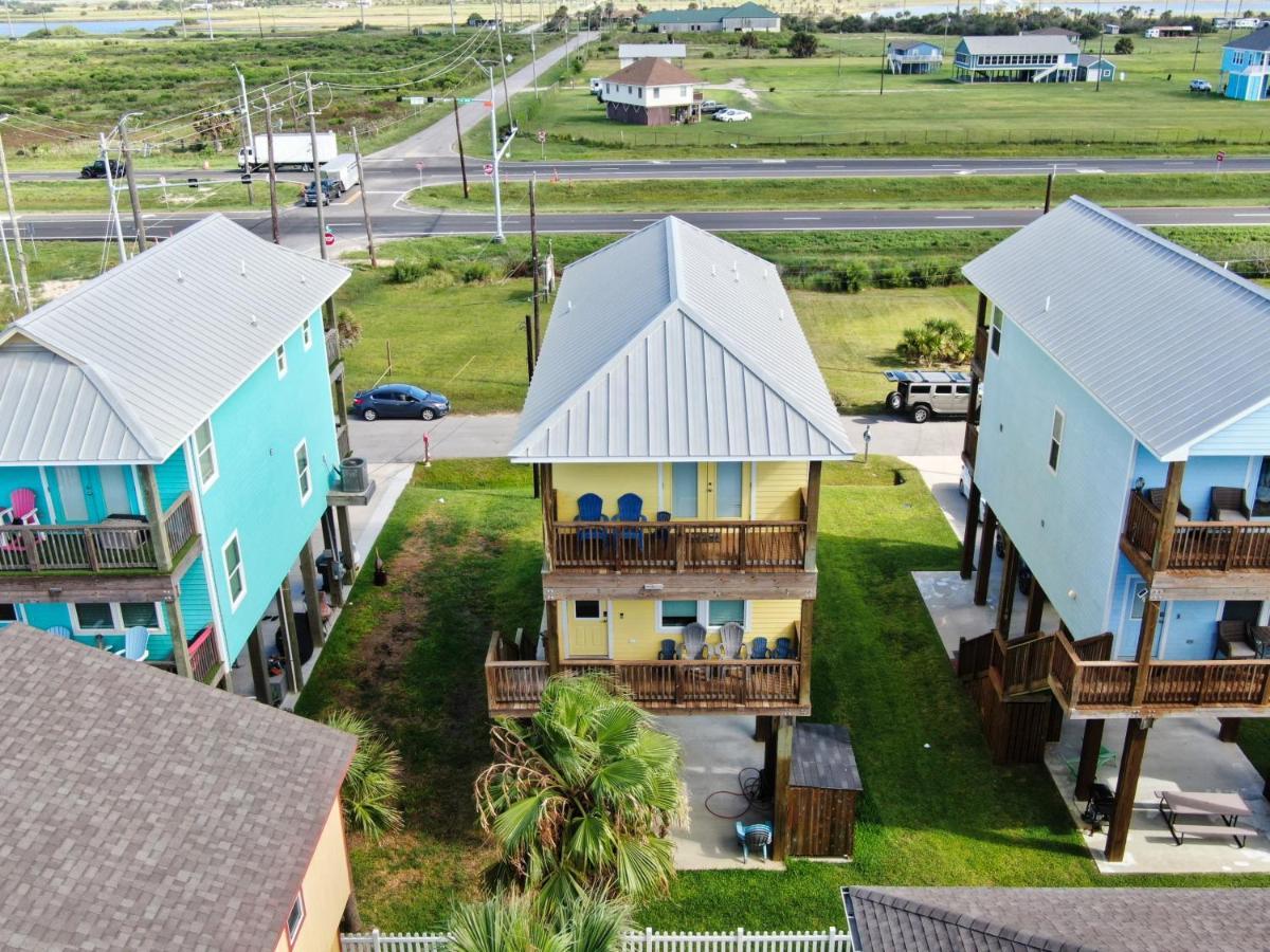 Yellow Beach Haven, Decks, Views, Mere Steps To Sand Galveston Exterior foto